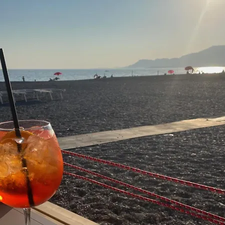 Casa Mediterraneo 酒店 博尔迪盖拉