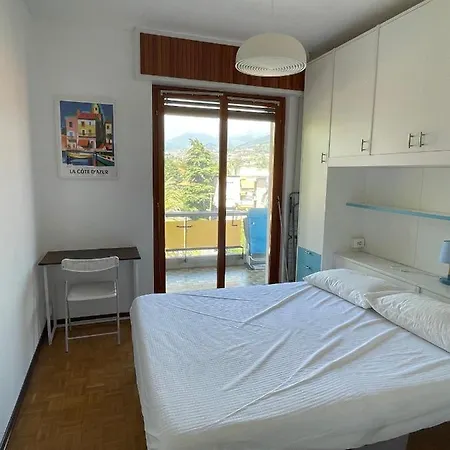 Casa Mediterraneo *