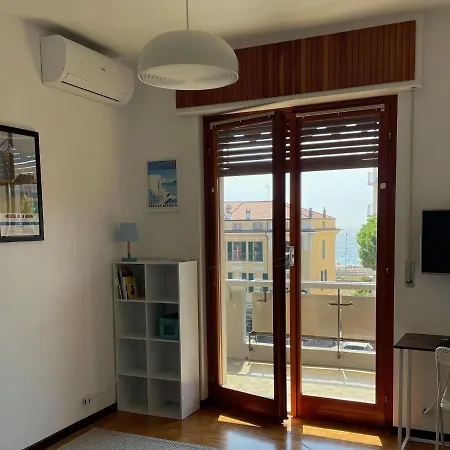 Отель Casa Mediterraneo *
